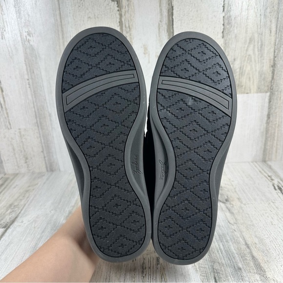 New ZODIAC Women's Preston Black Slippers #570 - Picture 7 of 8